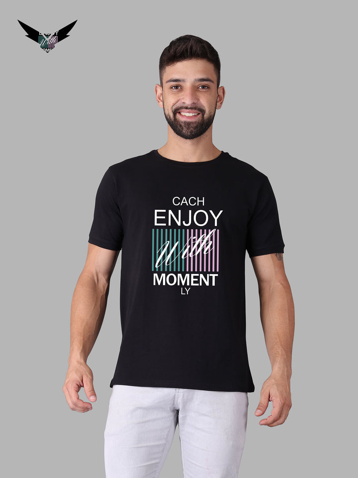 Enjoy with Moment Crew Neck T-shirt