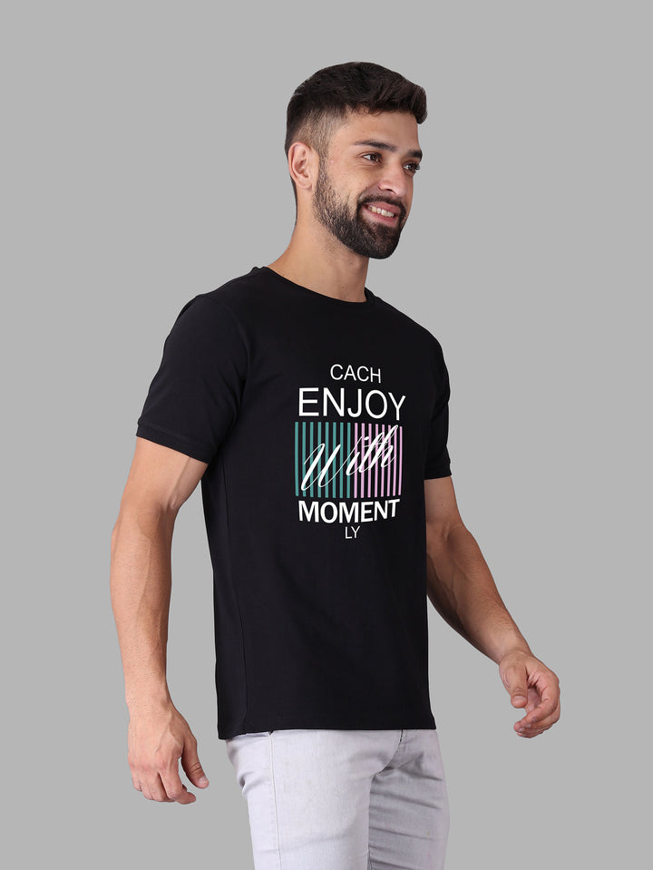 Enjoy with Moment Crew Neck T-shirt